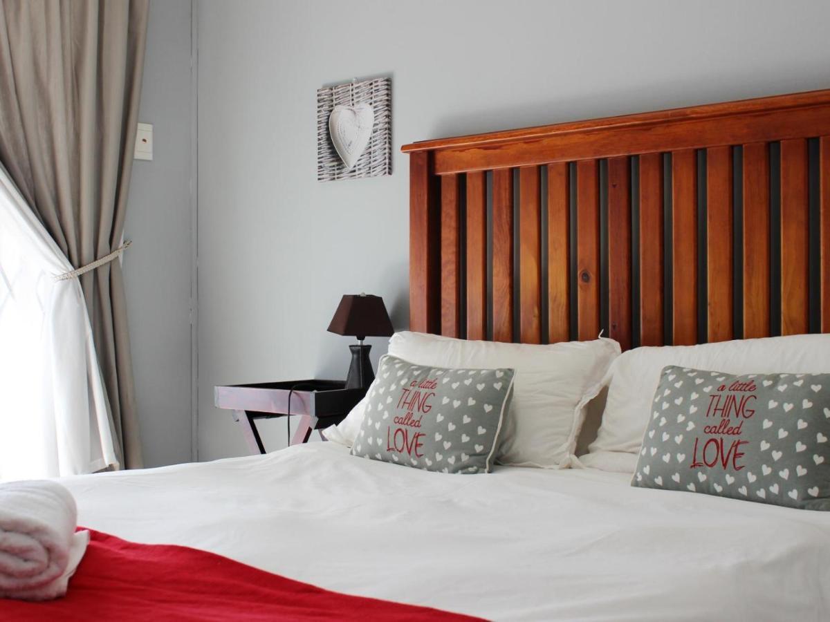 Smithland Guest Apartments Cape Town Белвилл Экстерьер фото