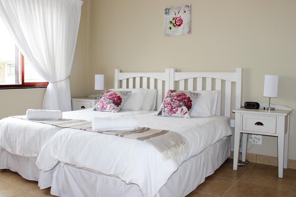 Smithland Guest Apartments Cape Town Белвилл Экстерьер фото
