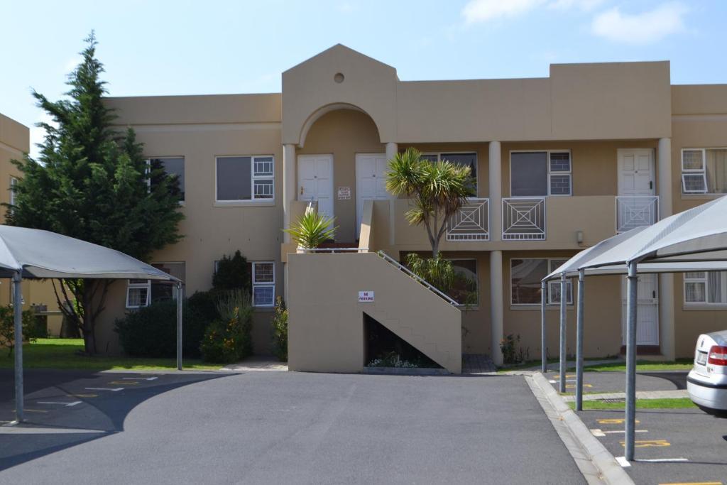 Smithland Guest Apartments Cape Town Белвилл Номер фото