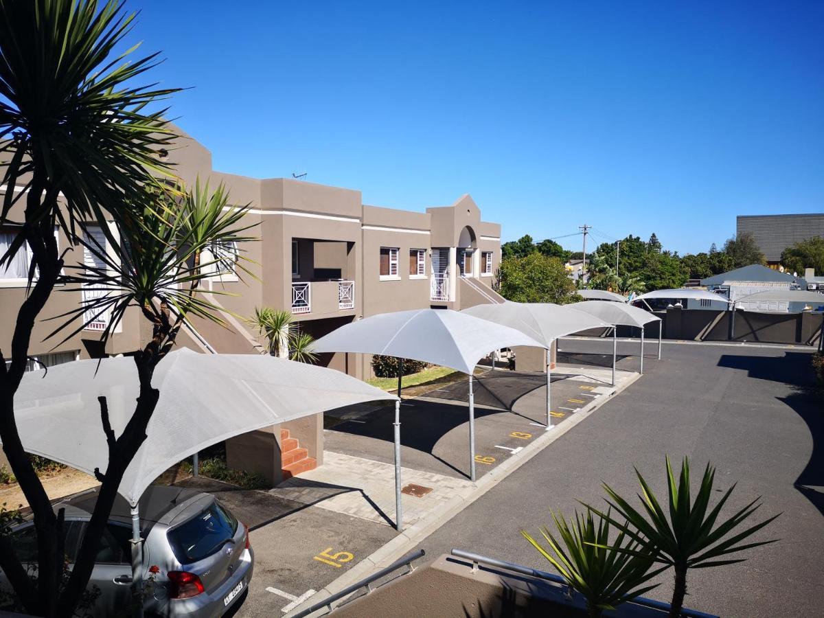 Smithland Guest Apartments Cape Town Белвилл Экстерьер фото